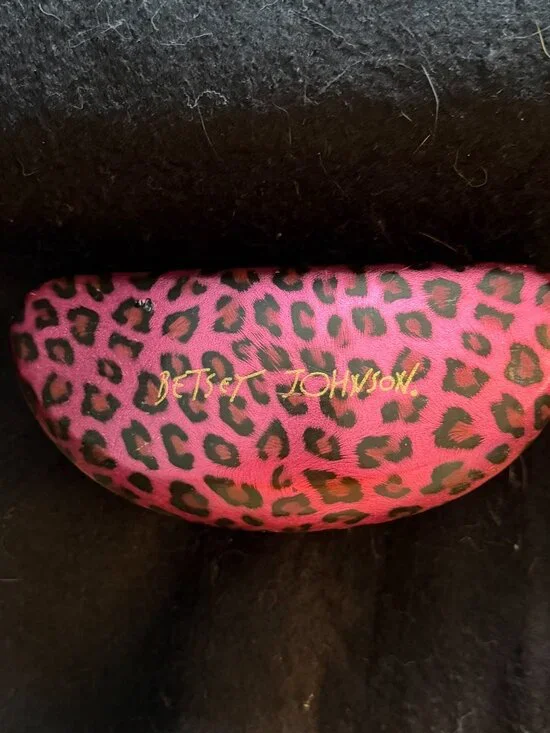 Betsey Johnson Eyeglass/Sunglass ‘Clam Shell’ Hard Case - Picture 2 of 9